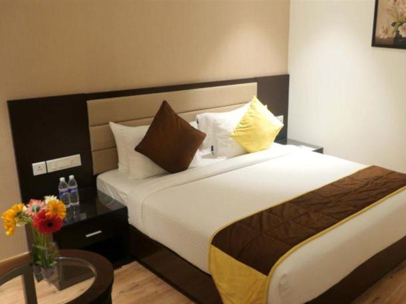 Hotel Asr Parklane Hosūr Zewnętrze zdjęcie